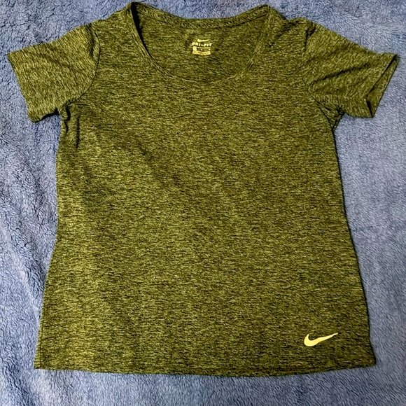 Nike workout T. Lightweight dark grey - Picture 1 of 2